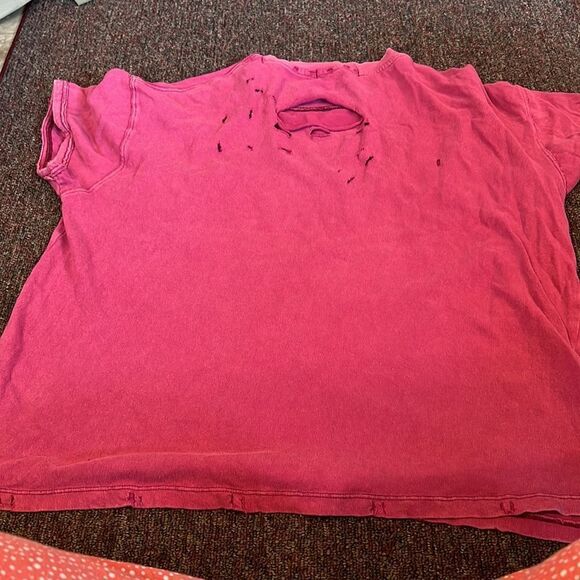 We the free distressed top small - Picture 4 of 6